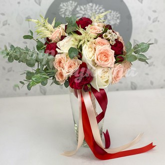 Букет невесты из пионовидных роз «Будь моей женой»