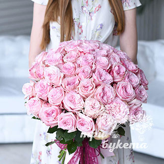 Букет из 51 розовой розы 60 см