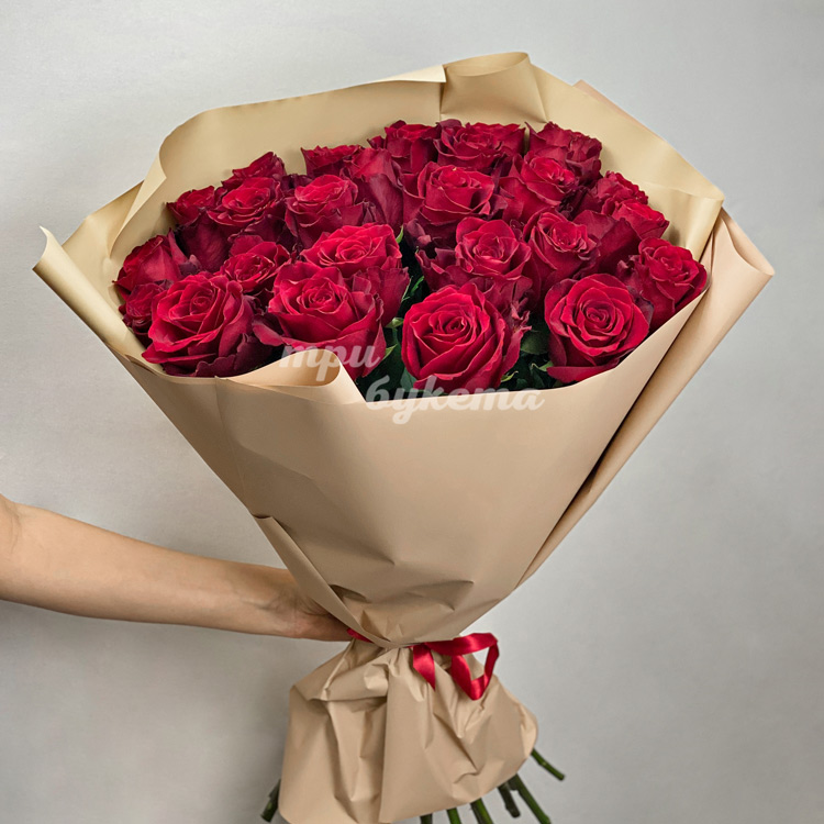 Букет из 25 роз Эксплорер